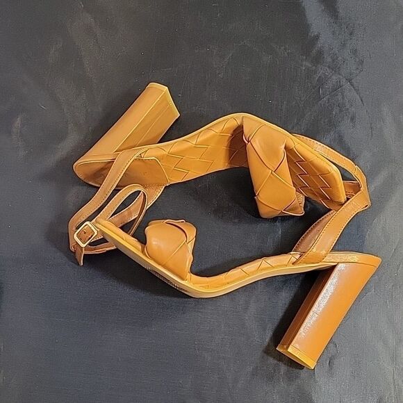 BRAND NEW FOREVER BRAIDED STRAP ADJUSTABLE BUCKLE AND ANKLE STRAPS SANDAL - Picture 13 of 15